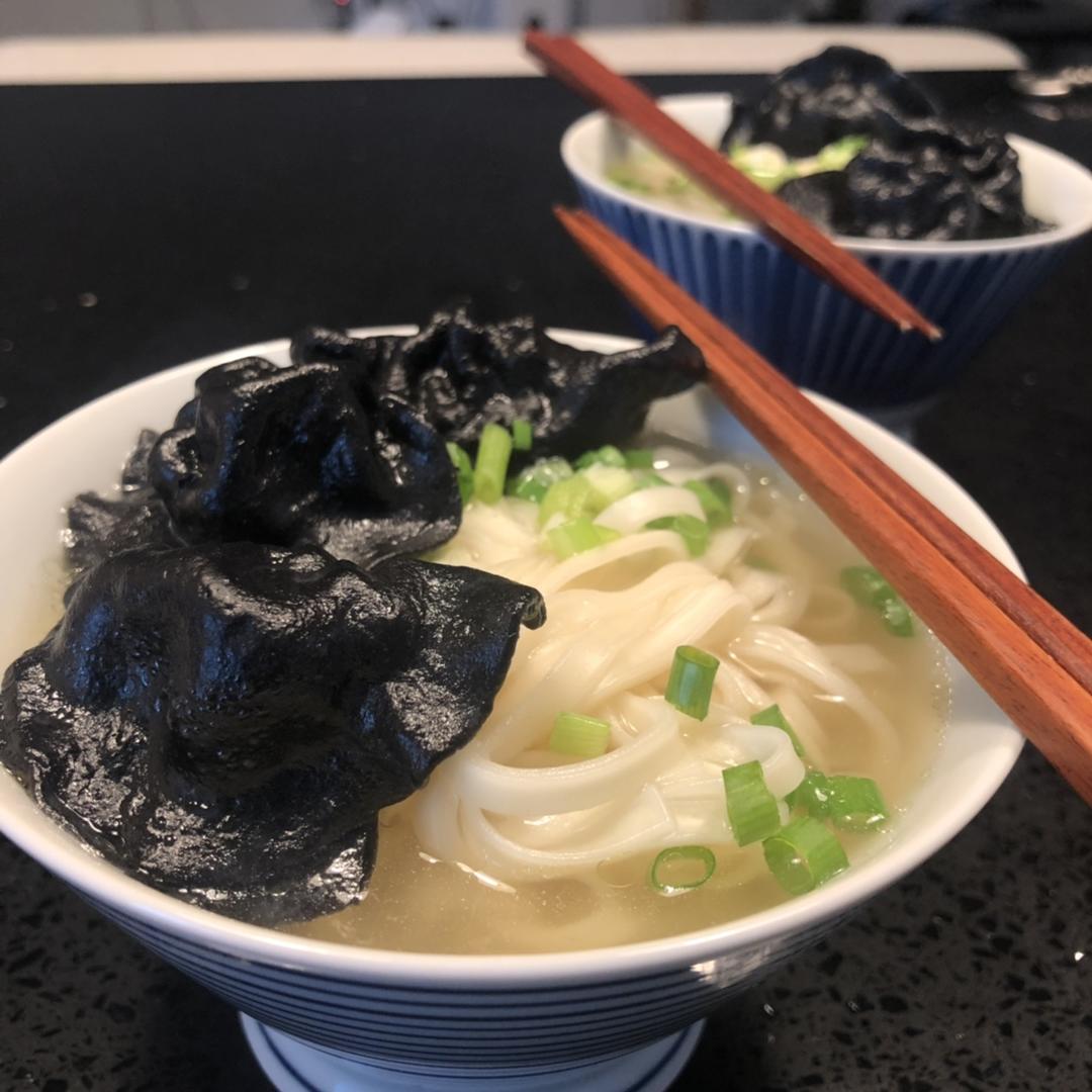海带白萝卜排骨汤