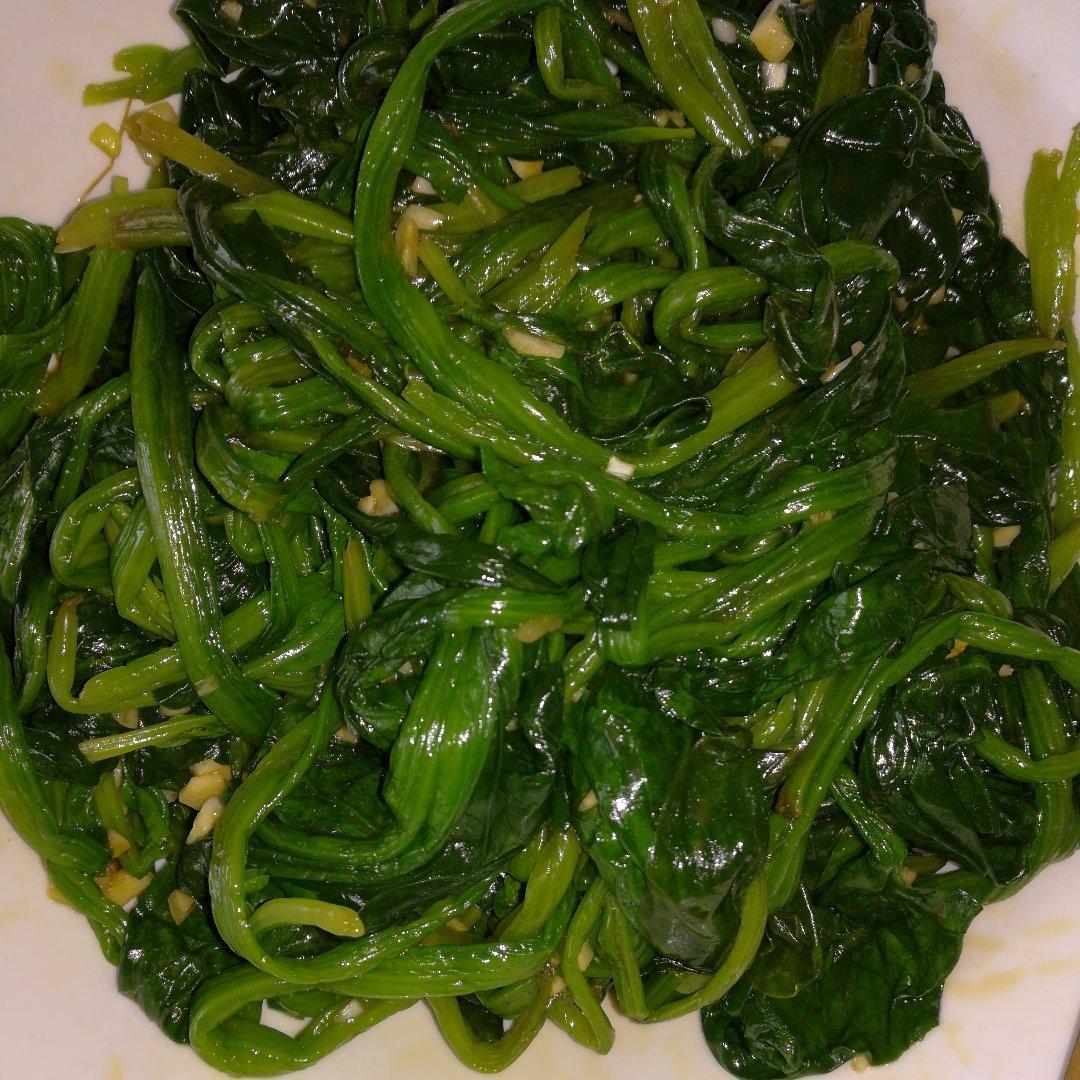 凉拌菠菜
