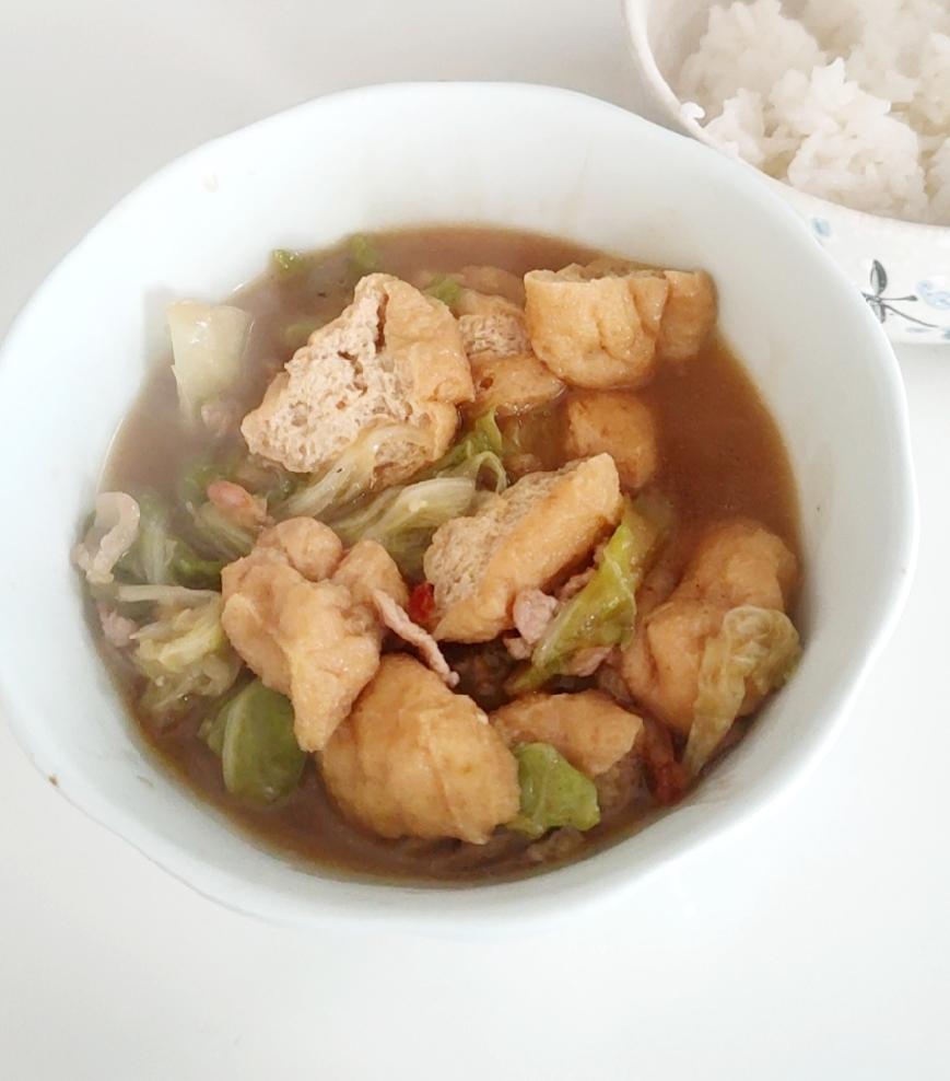 好吃到连汤汁都不剩的白菜焖豆泡，给肉都不换