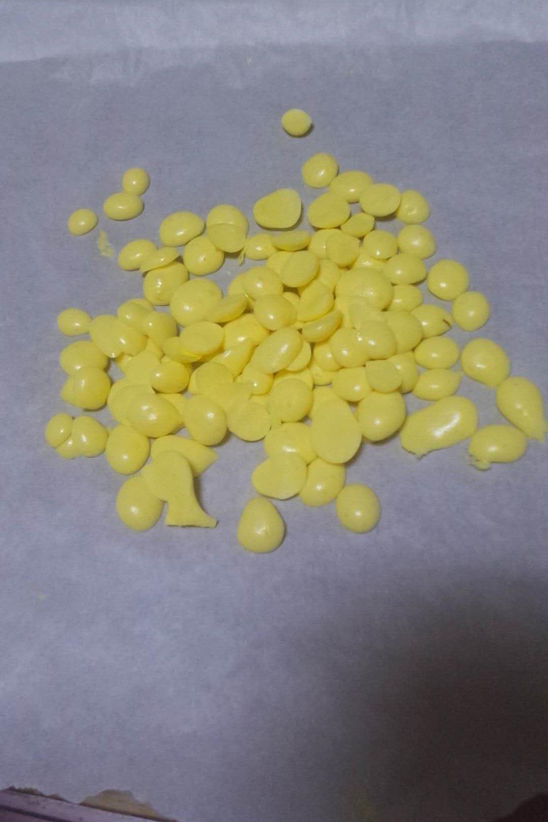 入口即化的无添加蛋黄溶豆