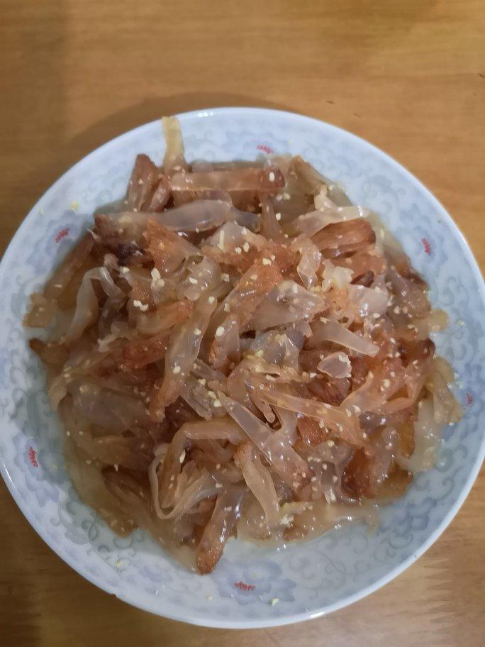凉拌海蜇丝