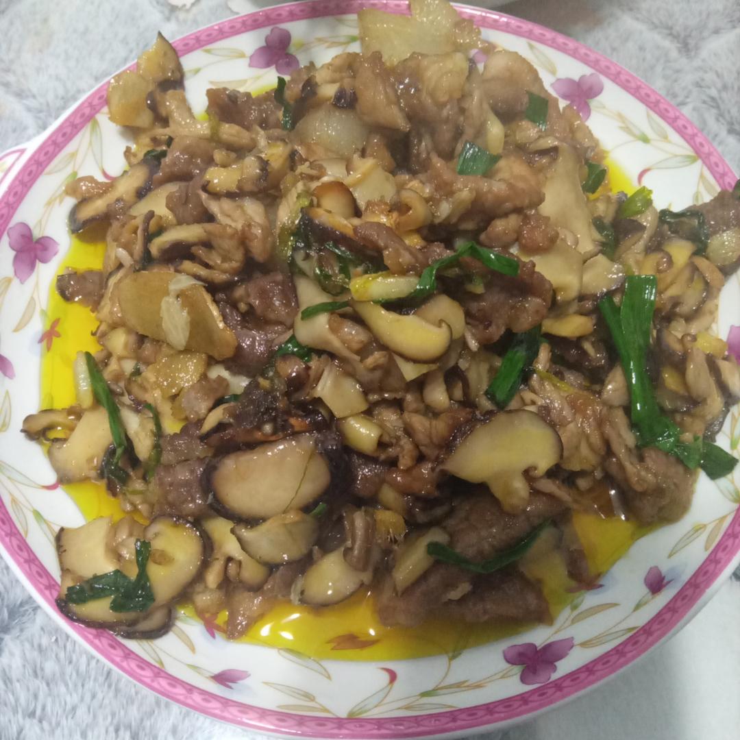 香菇炒肉