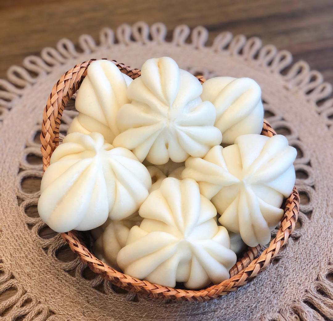 妻子的餐桌做的双层糖三角