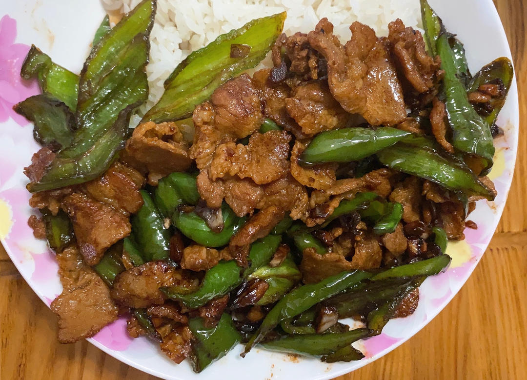 超下饭 ！小炒肉（辣椒炒肉）