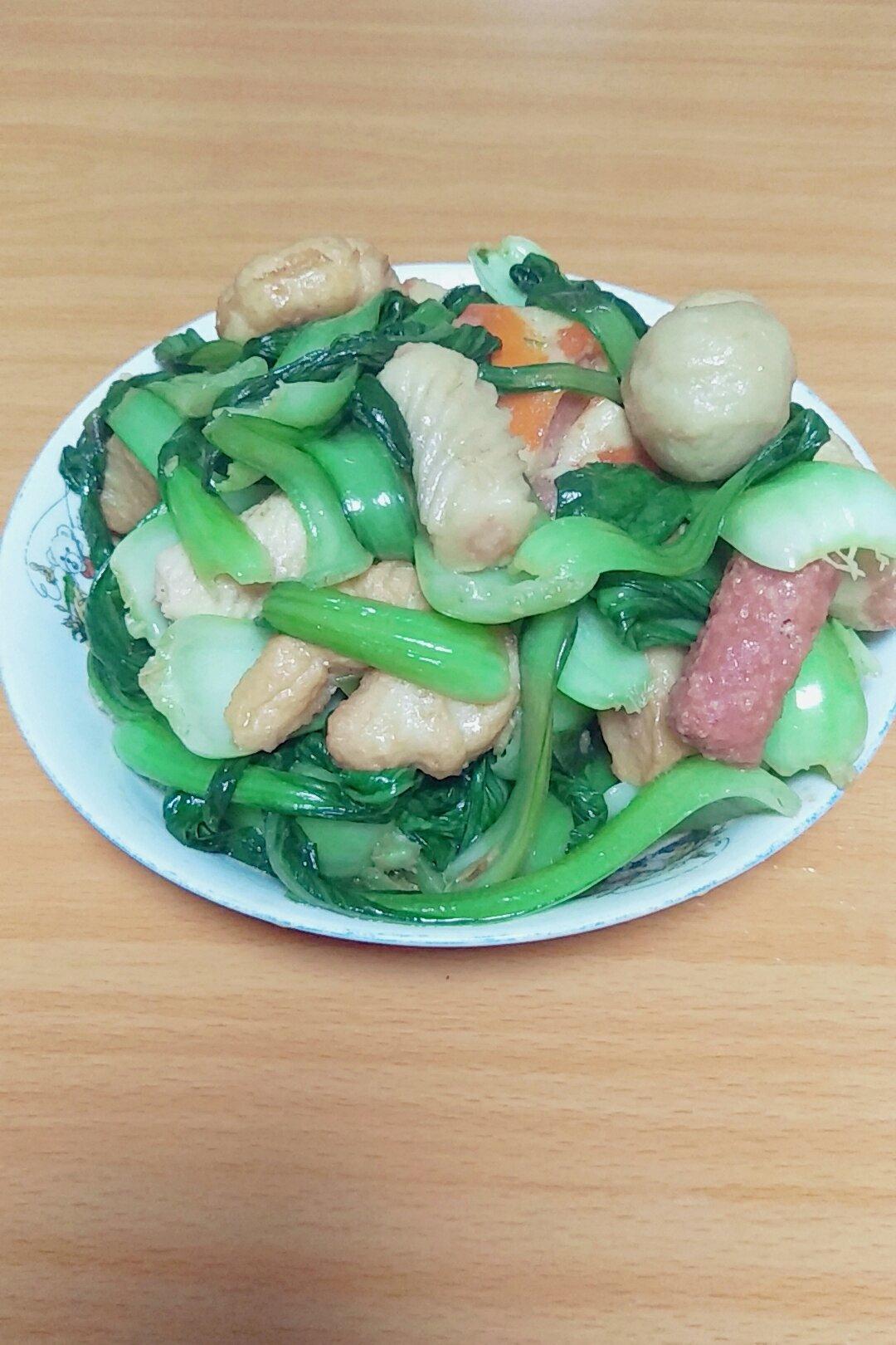 皇儿宝纸尿裤做的青菜炒丸子