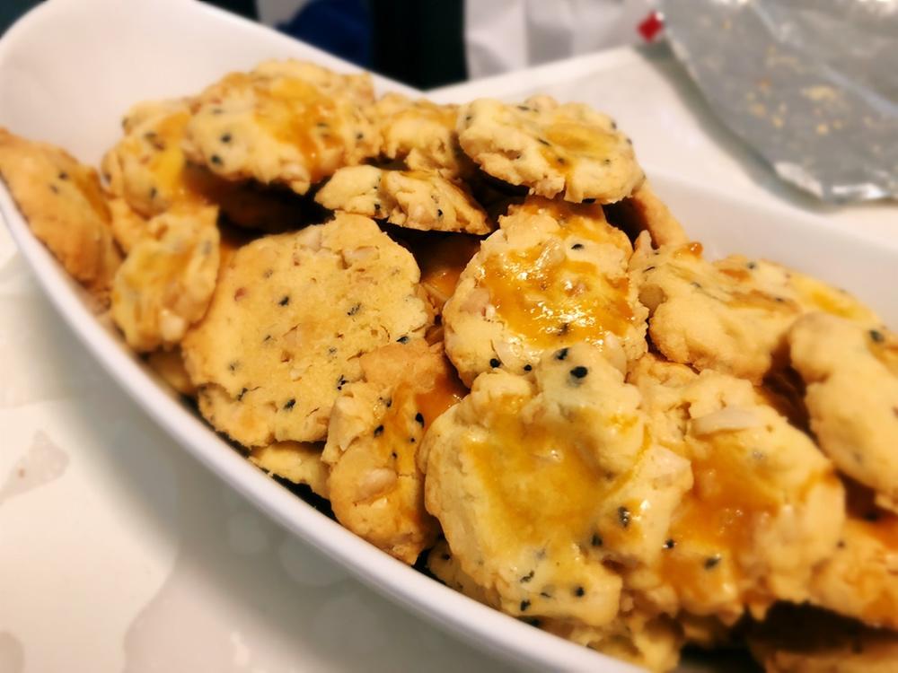 美味花生小小酥