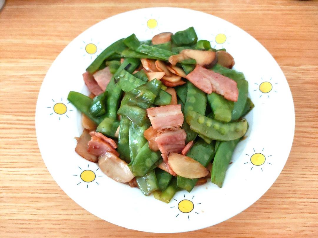 杏鲍菇炒荷兰豆