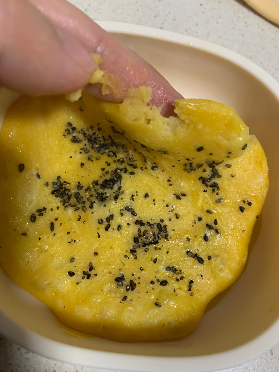 奶香香蕉黑芝麻鸡蛋饼 辅食