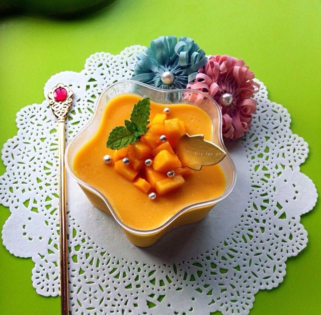 芒果慕斯杯
