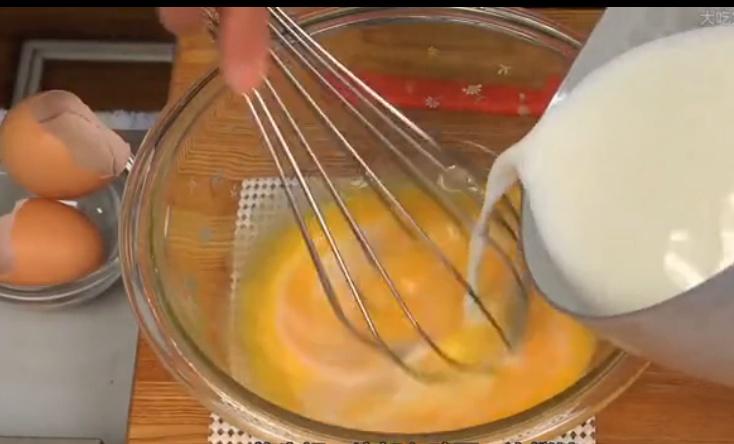 日本奶奶教你做焦糖牛乳布丁！的做法 步骤5