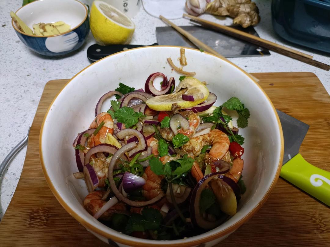 泰式酸辣柠檬虾 低脂开胃夏天必备