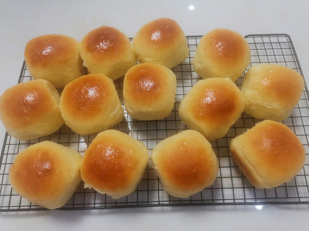 超级柔软拉丝的蜂蜜小餐包