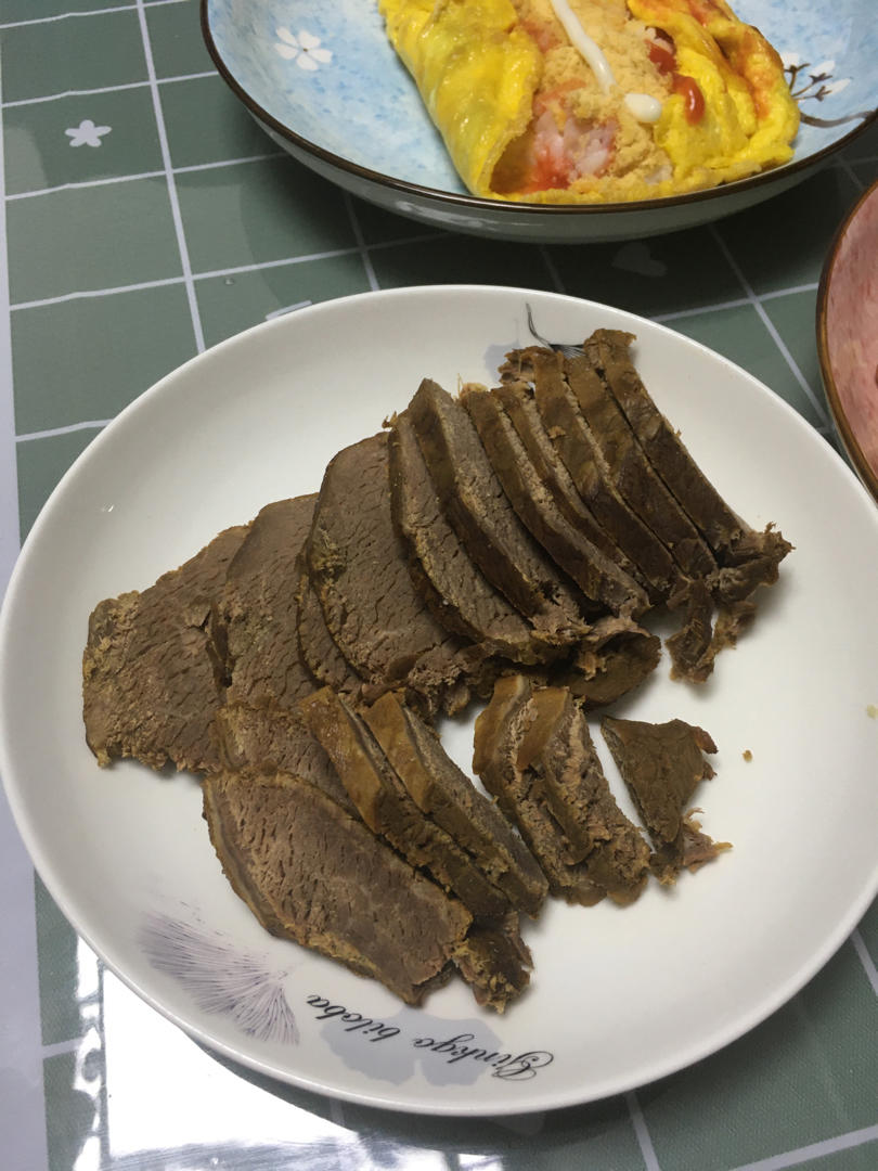 隔壁小孩馋哭了的卤牛肉