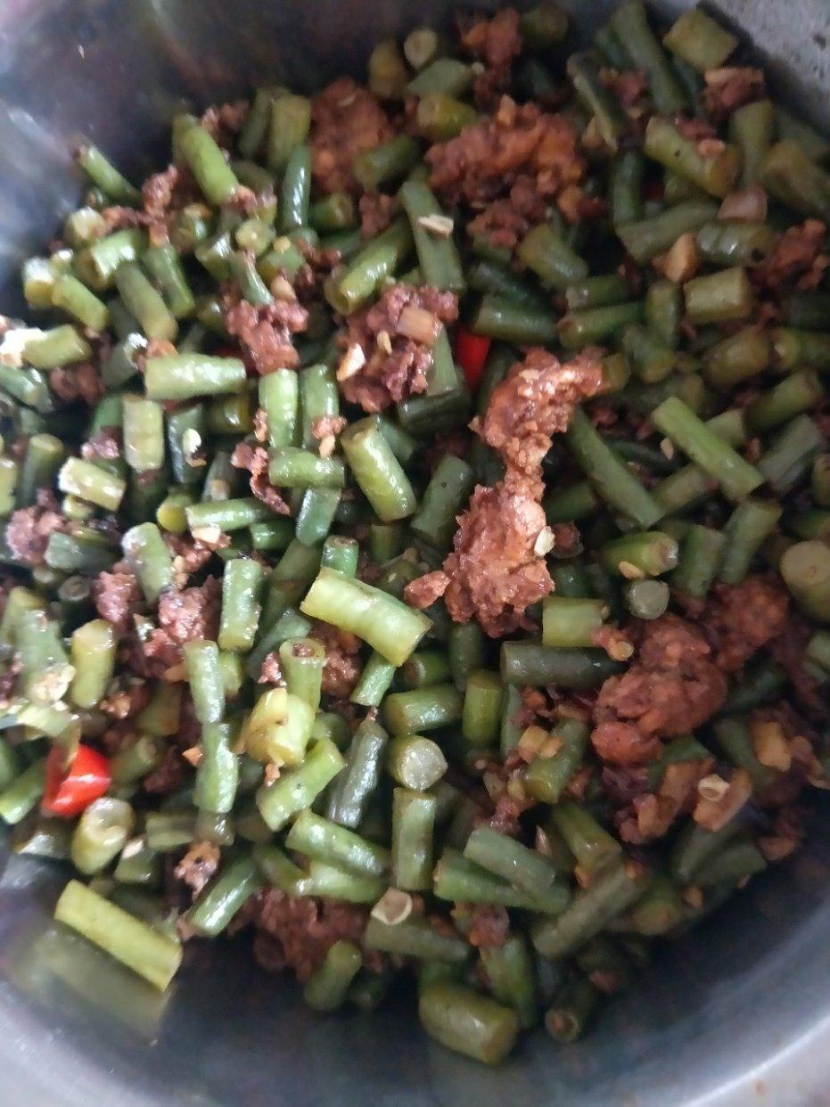肉沫豆角下饭菜