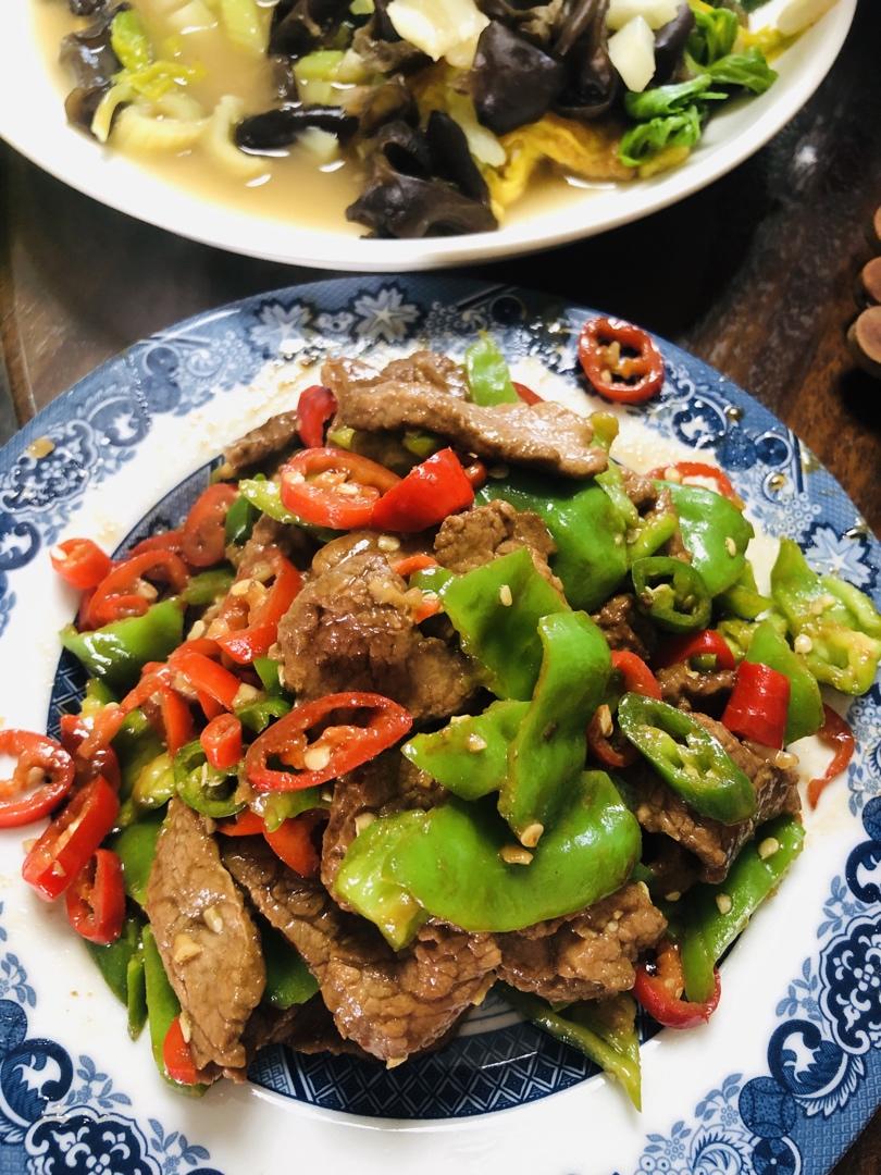 小炒牛肉