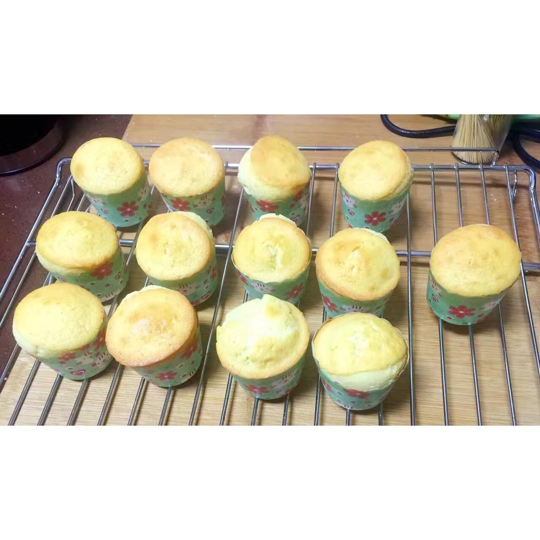 马芬蛋糕（基本拌和法）