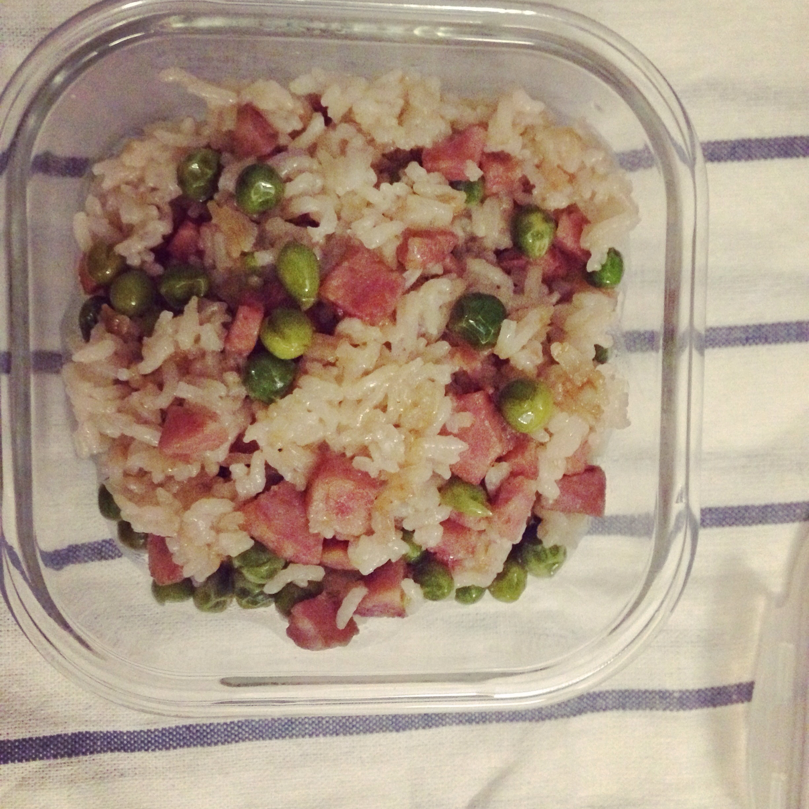 豌豆火腿闷饭