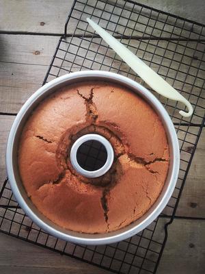 红糖红枣戚风蛋糕（17cm烟囱模）的做法 步骤11