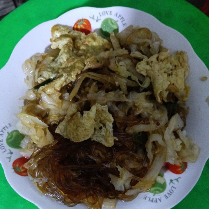 大学食堂的味道:包菜粉丝炒蛋