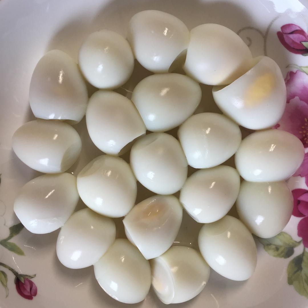 i布西豆豆做的鹌鹑蛋剥壳