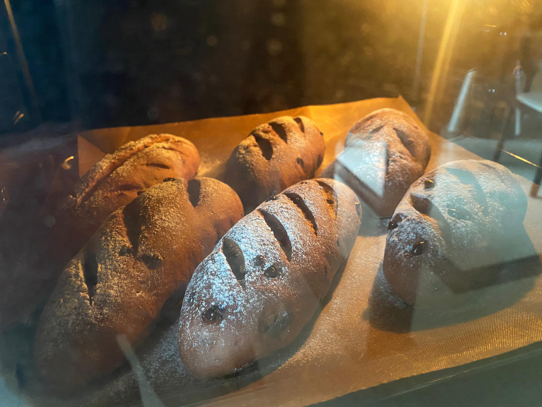 巨好吃的巧克力面包