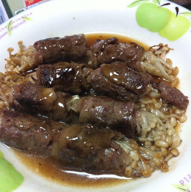 肥牛金针菇卷