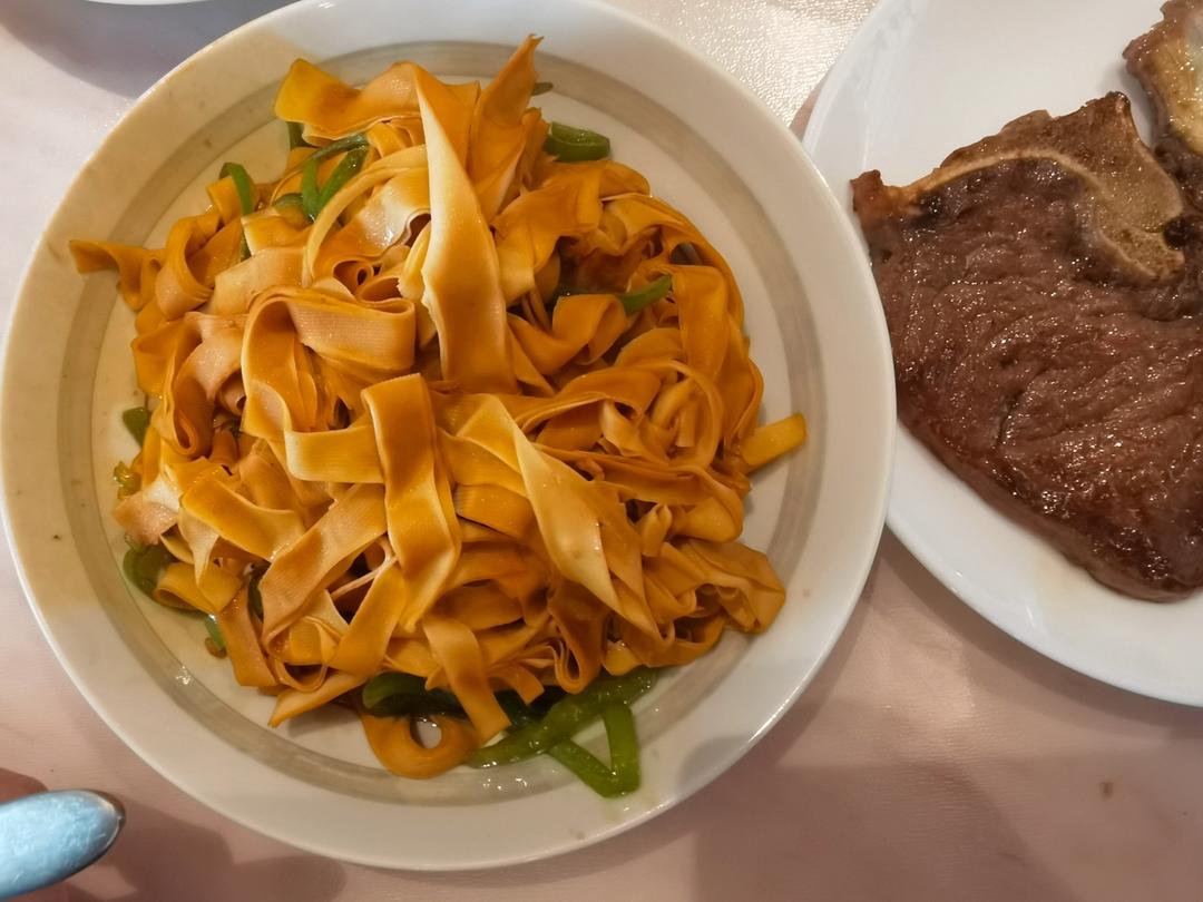 不用厨艺的尖椒干豆腐