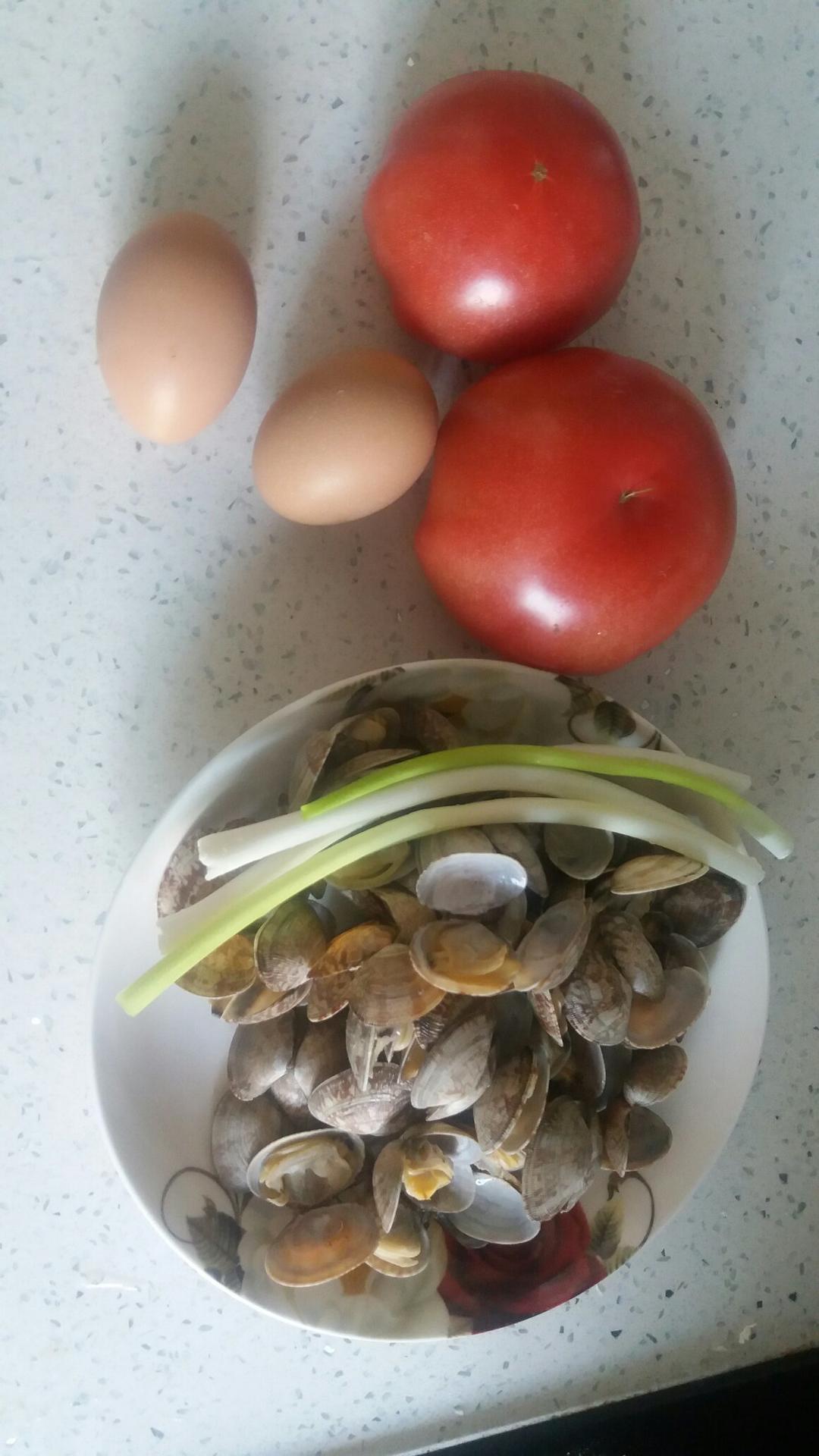 西红柿蛤蜊鸡蛋汤