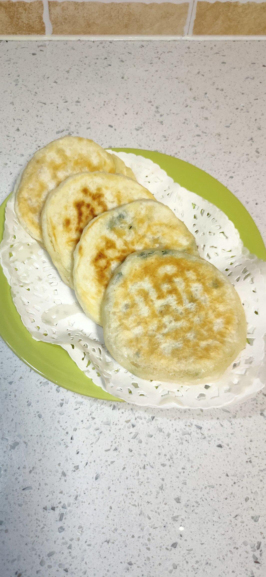懒人版葱香发面饼 要多软有多软 零失败的方子 附细节视频详解