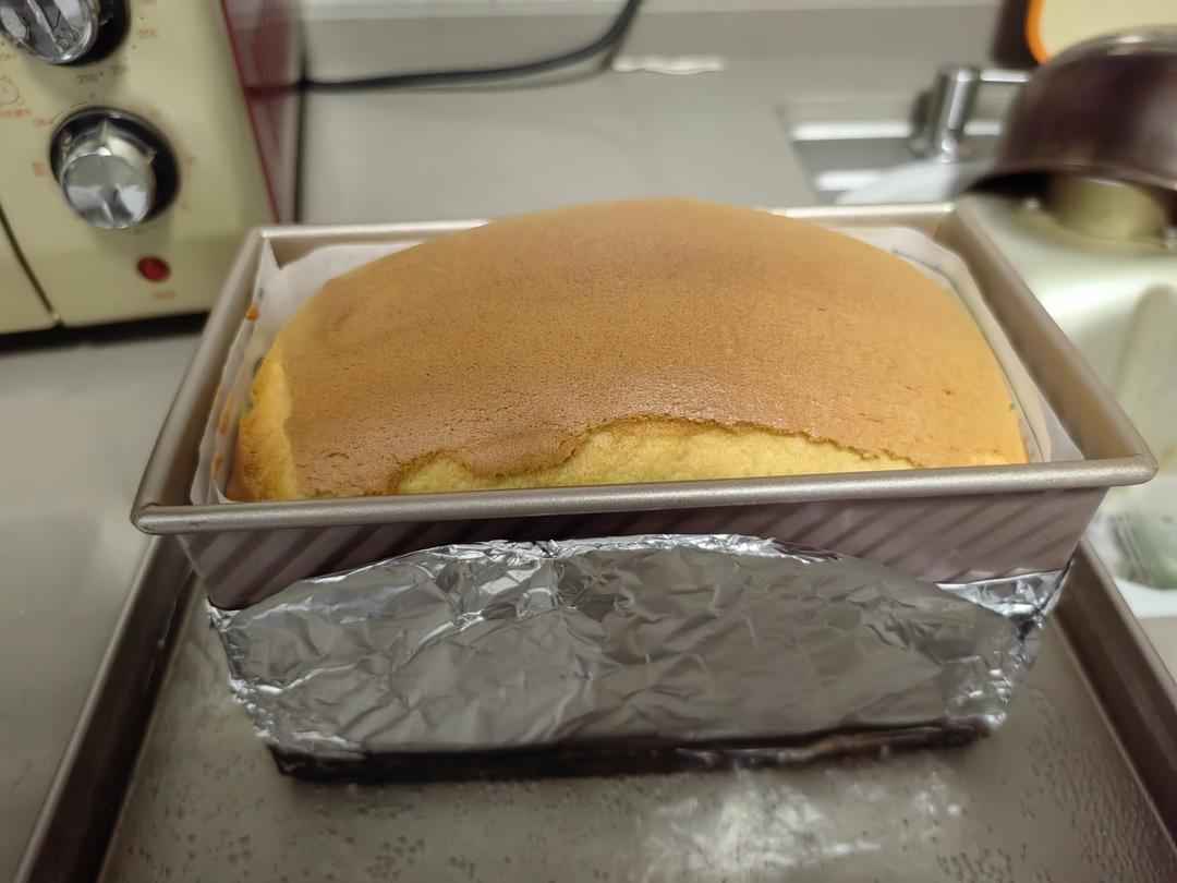 堪比柯基屁股
爆浆芝士🧀古早蛋糕