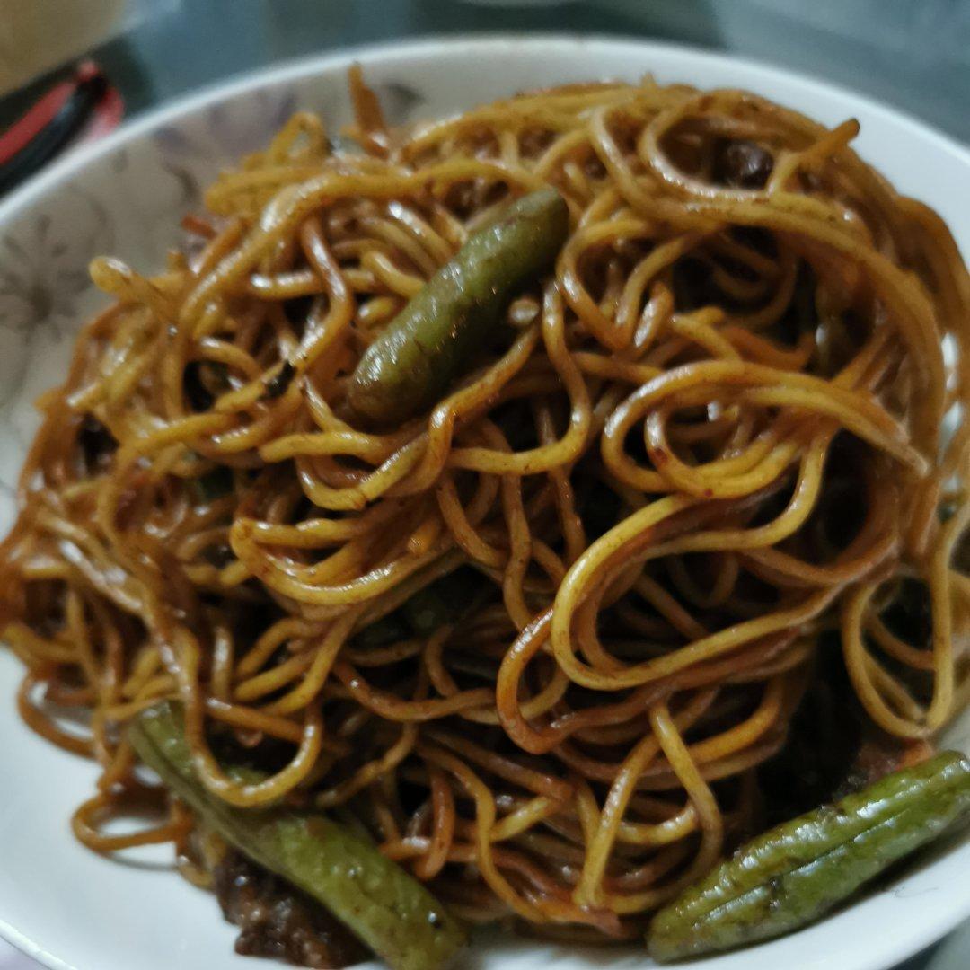 豆角焖面