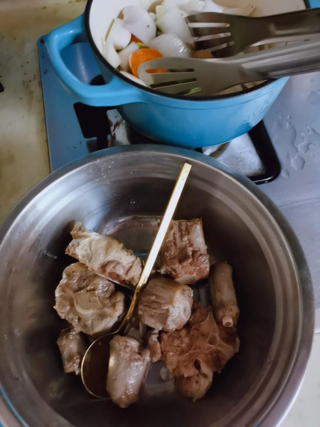 红烧牛尾（简单易上手好吃到炸！！）