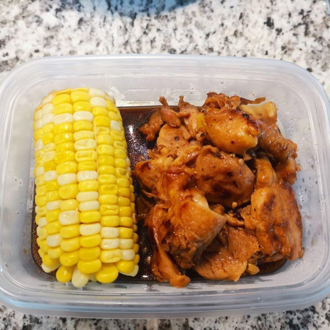 黑椒鸡腿饭