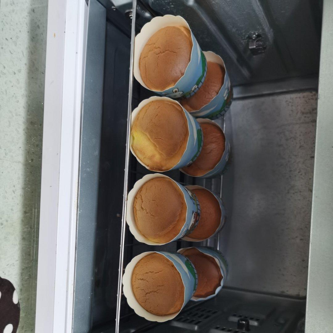 纸杯蛋糕 8寸戚风蛋糕的量