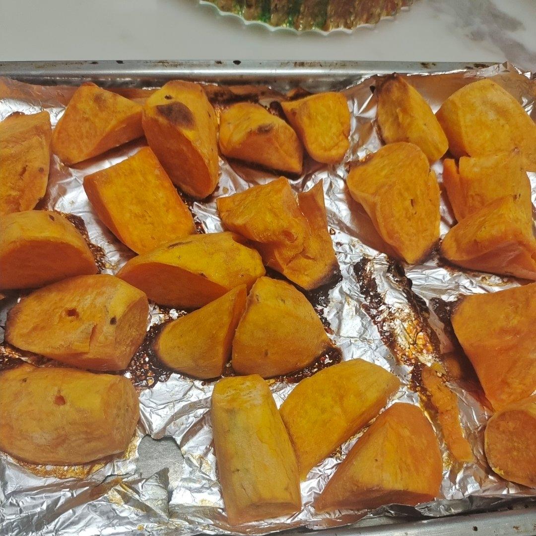 【正大钱食谱】比烤红薯更胜一筹的烤薯角