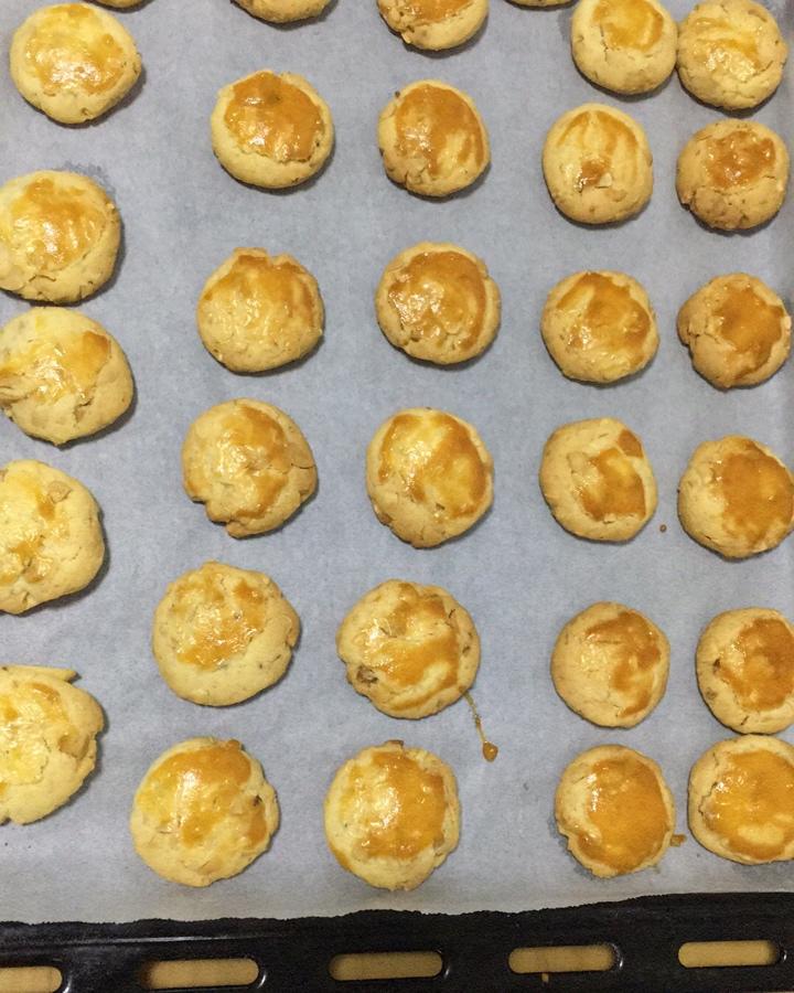 一口停不下花生酥