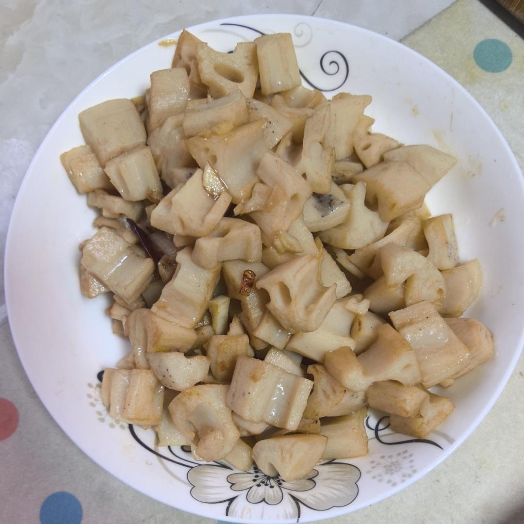 酸辣藕丁