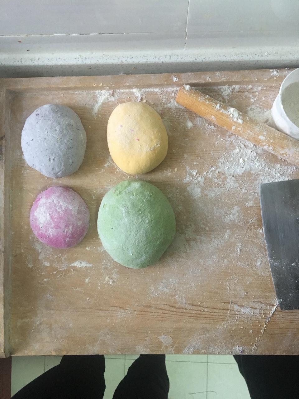 彩色水饺