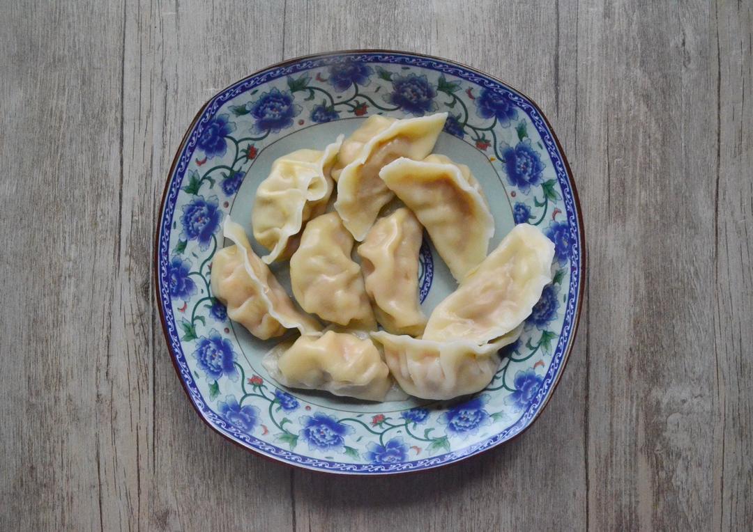 韭菜猪肉饺子(最简单最好吃又最多汁的饺子)