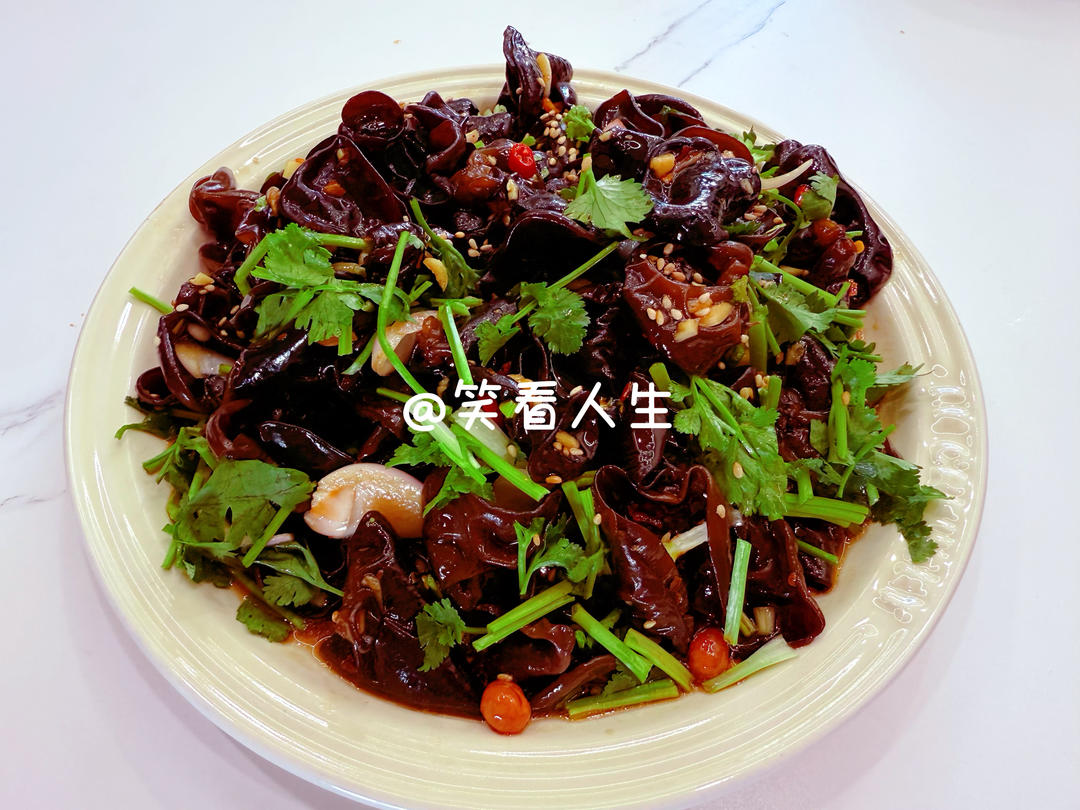 超级好吃的凉拌木耳，墙裂推荐