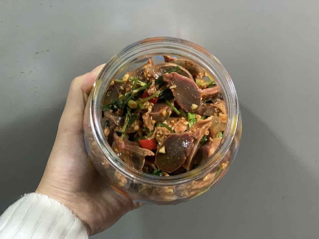 凉拌鸡胗