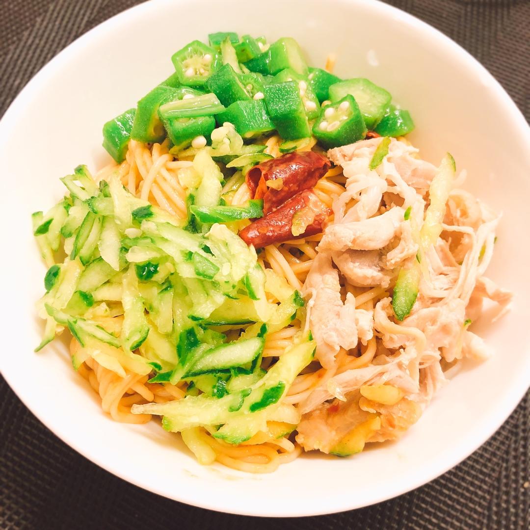 夏日快手凉拌面