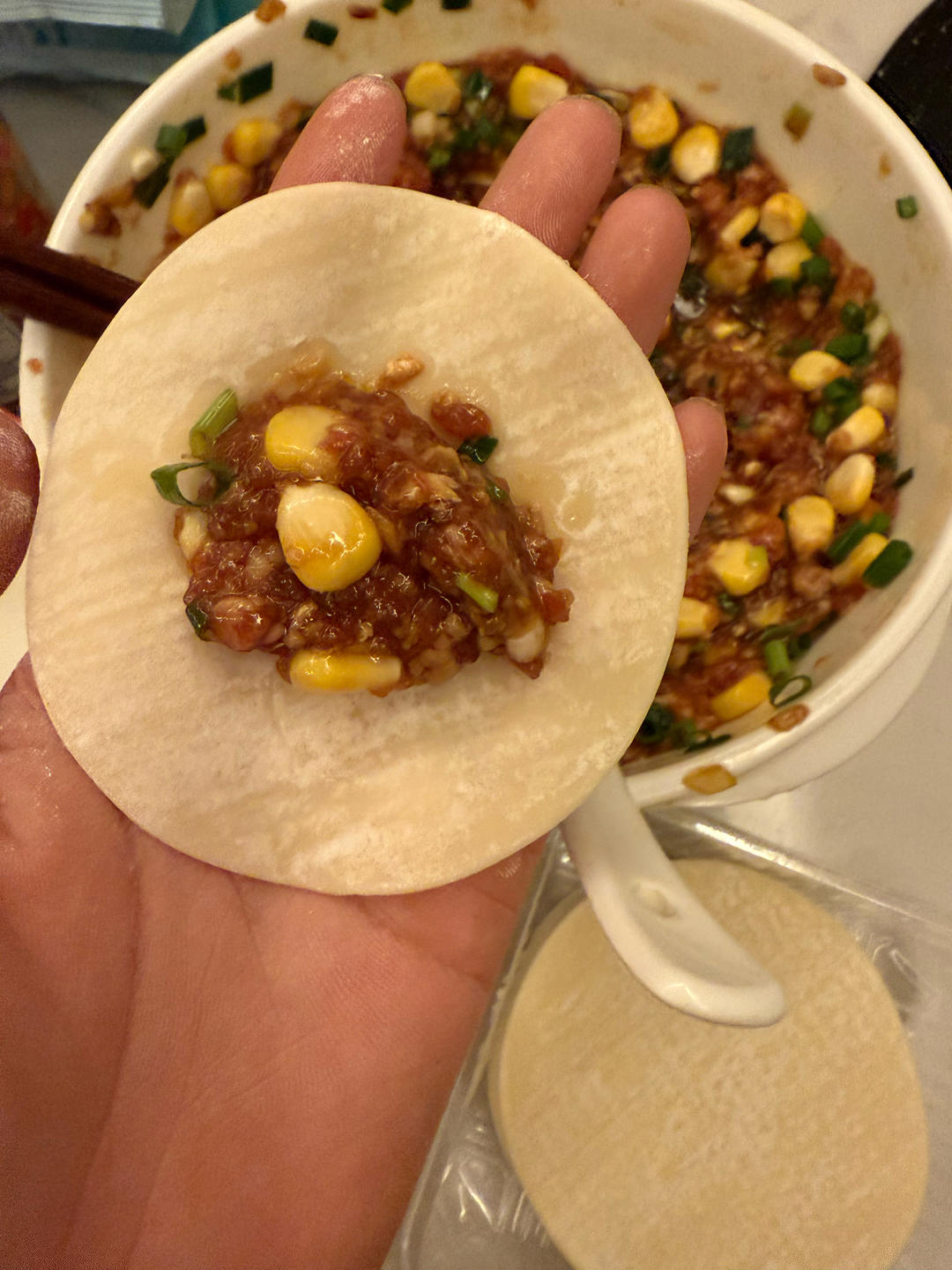 饺子馅：玉米猪肉