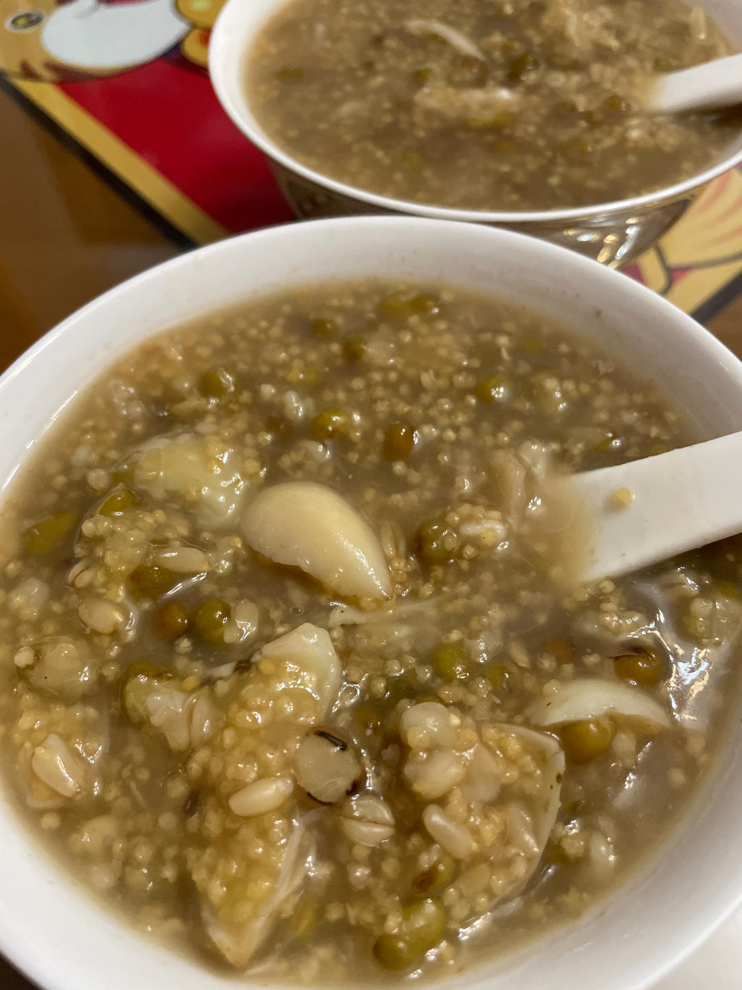 粥日食丨绿豆百合粥