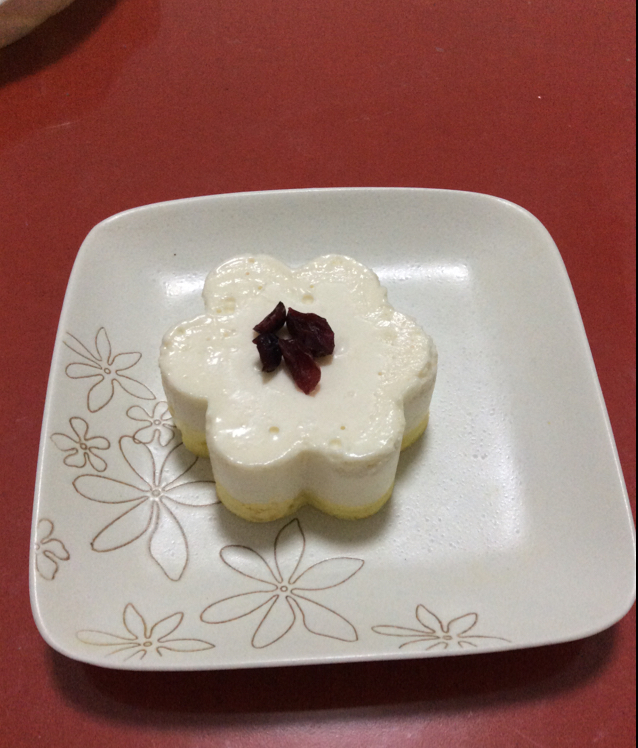 火龙果慕斯（小蛋糕）