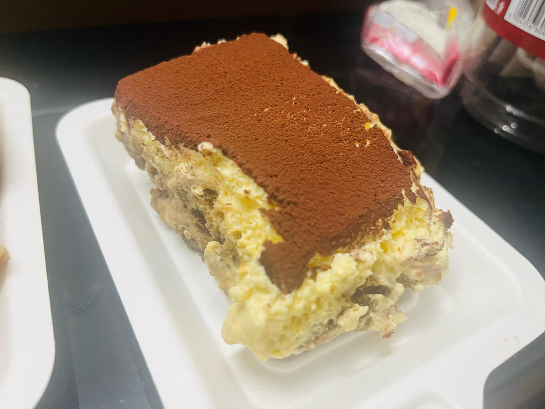 在欧洲学会的经典版提拉米苏