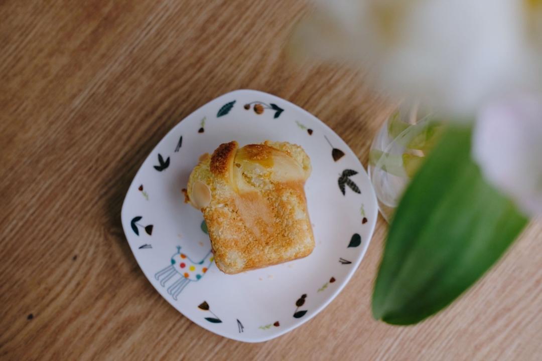 椰蓉小方块面包