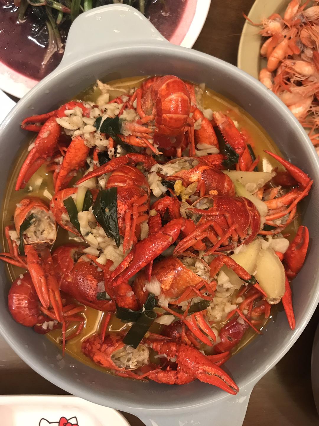 蒜香小龙虾，好吃到爆炸