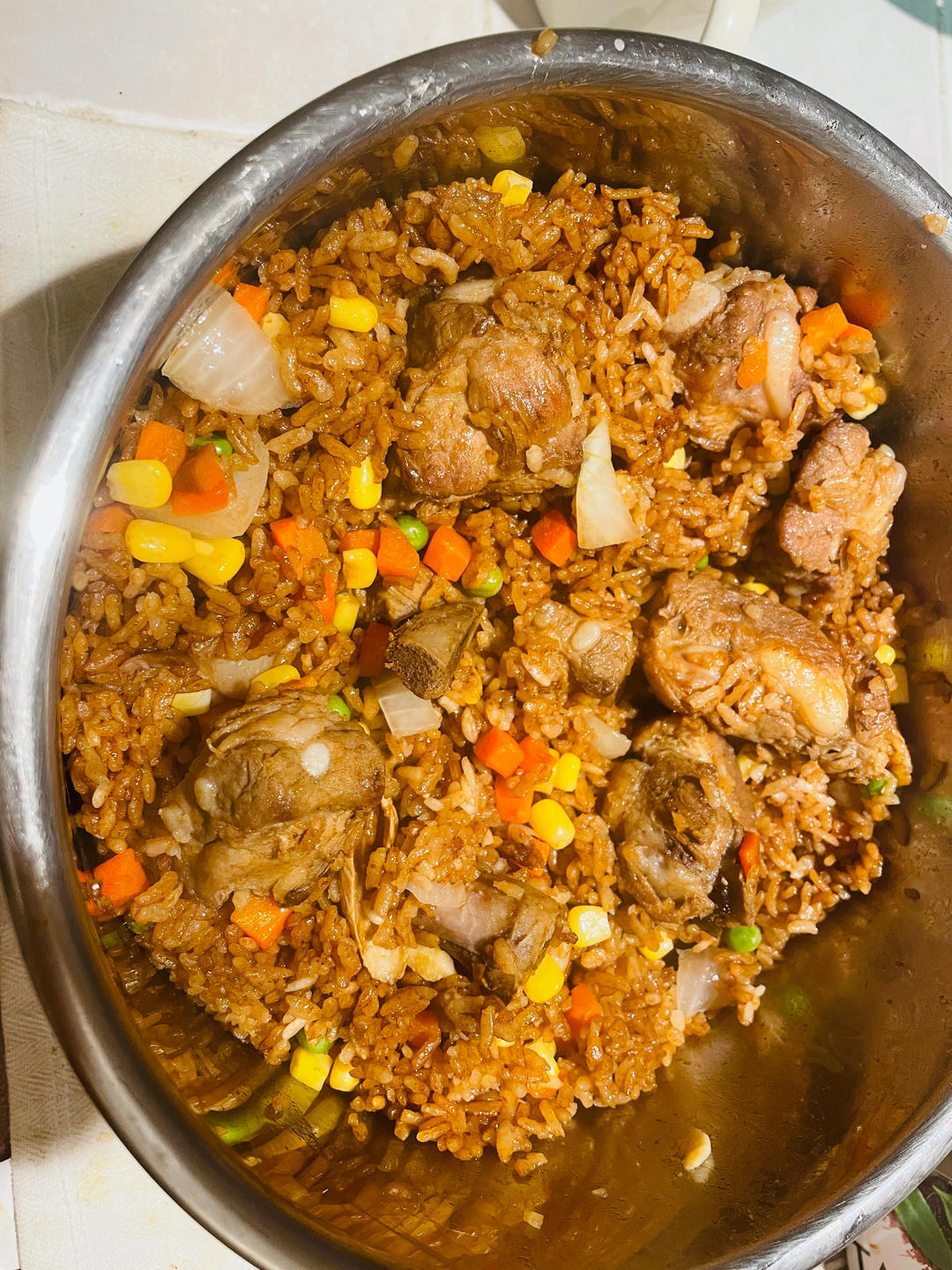 【排骨焖饭】