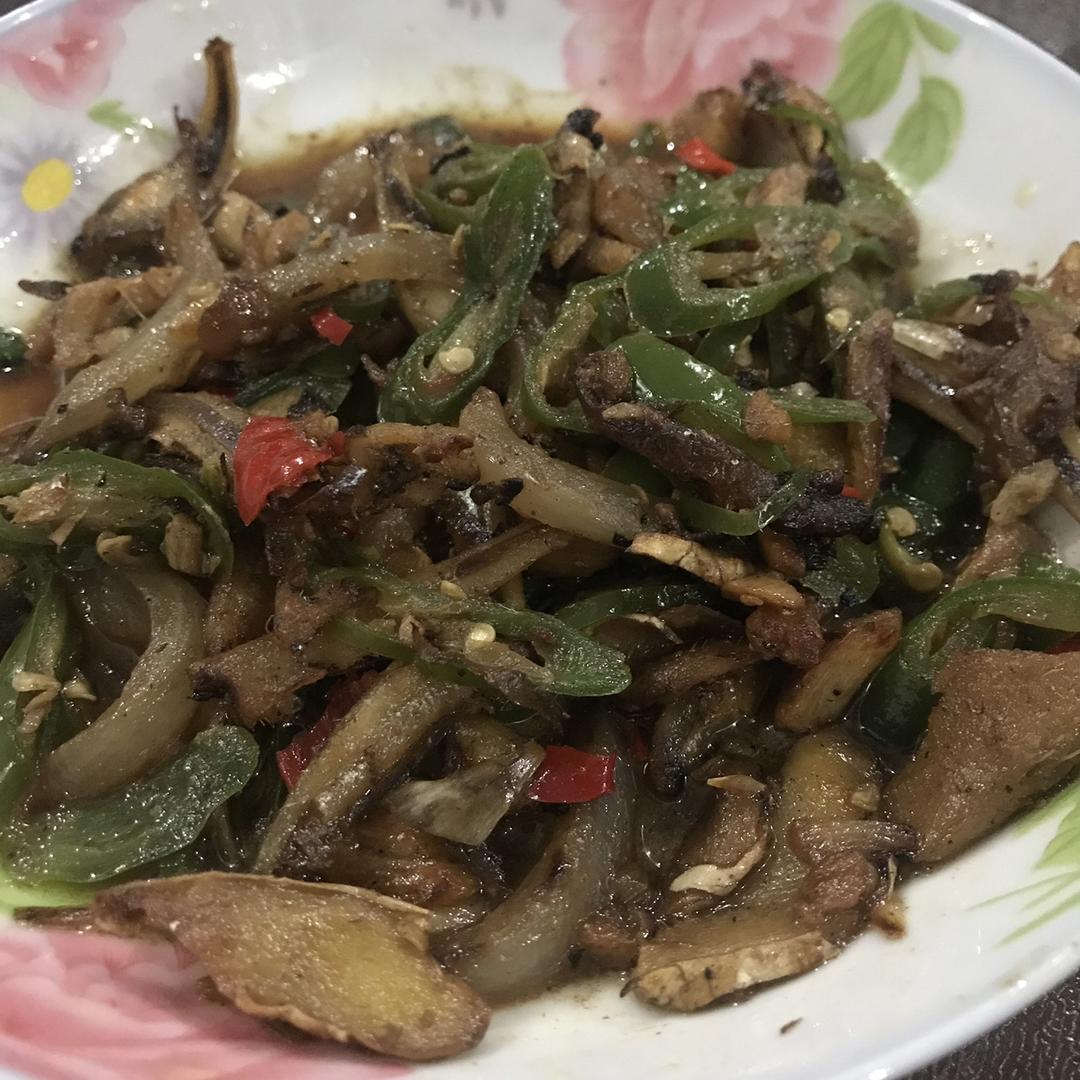 🌶️辣椒炒小鱼干🐟